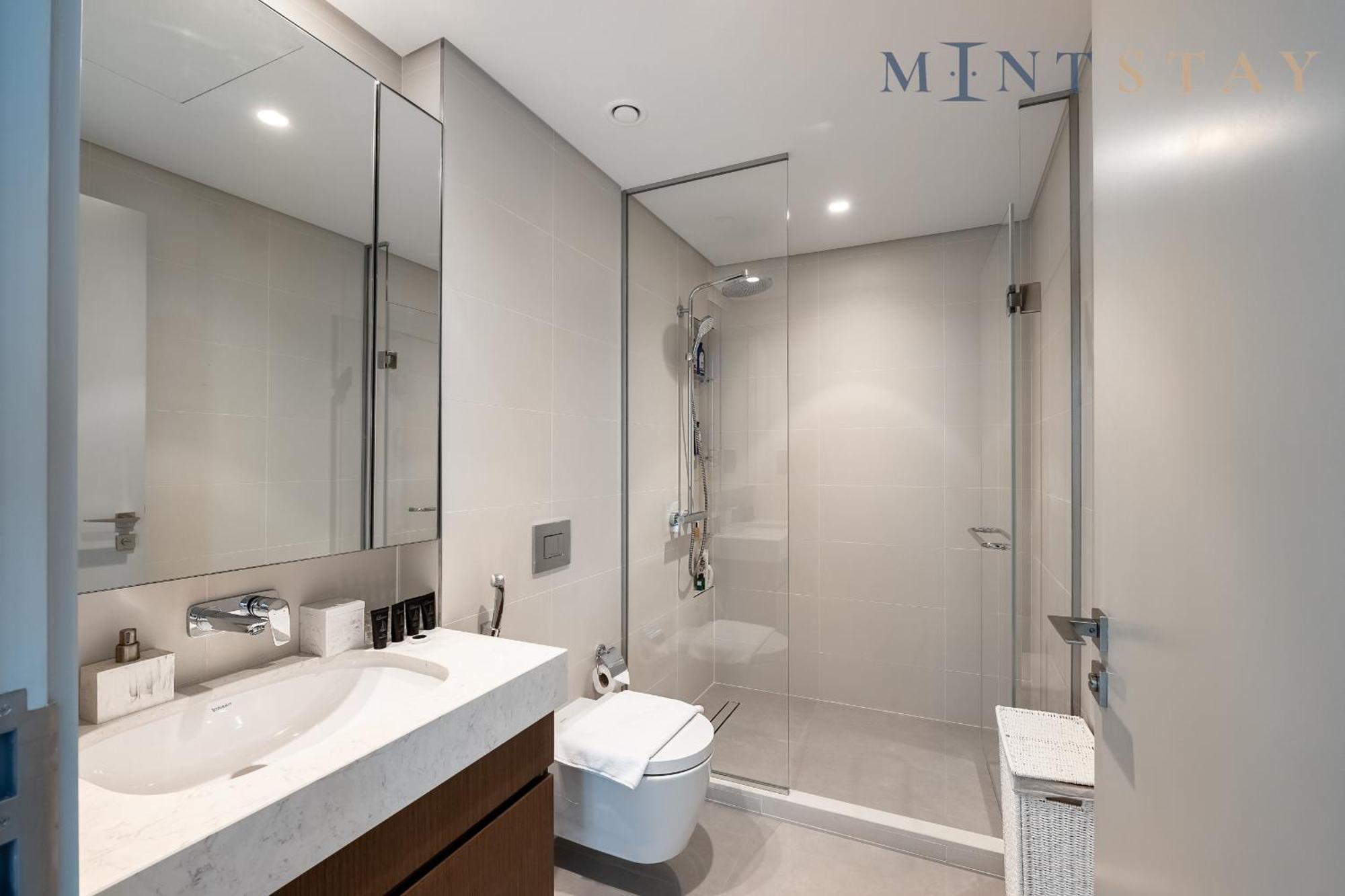 Apartment Isle 1, Emaar Beachfront - Mint