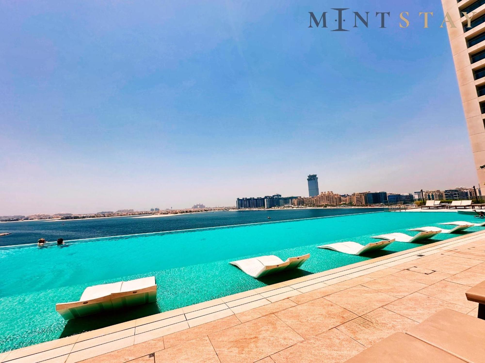 Isle 1, Emaar Beachfront - Mint Apartment